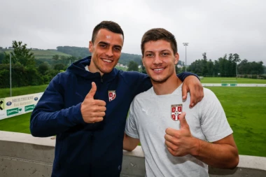 Rode baš vole Frankfurt: Posle Jovića i Kostić dobio sina!