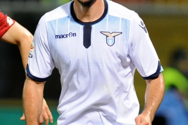 Spas u zadnji čas: ĐORĐEVIĆ NAPUŠTA LACIO, ALI NE I SERIJU A!