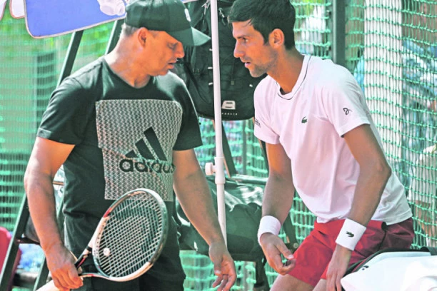 Oglasio se Marijan Vajda: Novakov trener poslao jasnu poruku celom svetu!