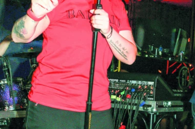 Šerifovićeva napila Bagzijevog sina!