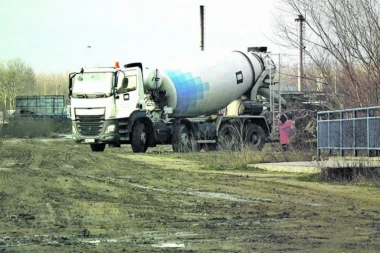 Cementara uništava jezero u Krnjači: IRCI NAM TAMANE RETKE ŽIVOTINJE