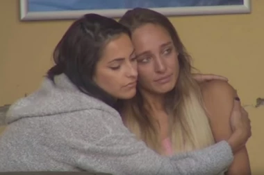 Luna je uporedila sa Eleonorom, pa joj Andrijana poručila: Bila sam uz tebe kada si bila najomraženija osoba!