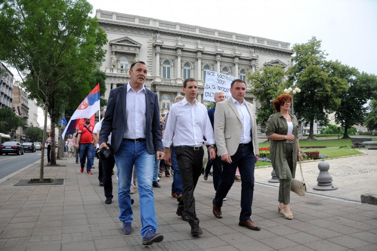 PROTEST DSS U BEOGRADU ZBOG POLITIKE PREMA KOSOVU