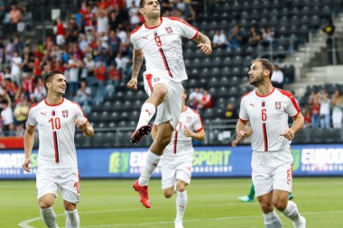 SPREMNI ZA RUSIJU: Neko novo lice Srbije -  "Orlovi" plesali protiv Bolivije