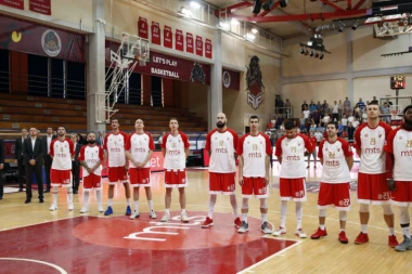 Zvezda stotkom počela pripremne mečeve