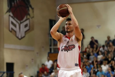 "PANTERI" STARTOVALI POBEDOM: Trijumf FMP-a nad Zadrom!