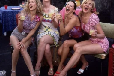 ONA MENJA SAMANTU U SERIJI "S*KS I GRAD": Otkriveno koja glumica će zameniti Kim Katral , isplivala slika sa ostalim devojkama! (FOTO)