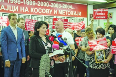 I MILENA IVANOVIĆ ODALA POČAST ŽRTVAMA SA KIM