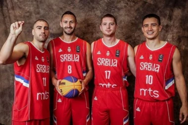 Basketaši Srbije se prošetali kroz grupu