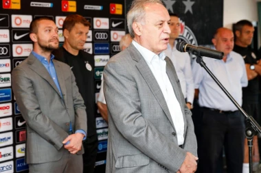 VUČELIĆ: Da igrate kao da ste na frontu, nema umora