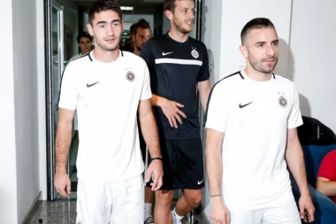 Tošić pričao o ostanku u Humskoj