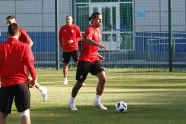 ISKRENO - Prijović: Nema motivisanijeg od mene za meč sa Švajcarskom