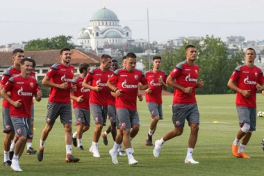 Zvezda odradil atrening - Stojković za Republiku.rs: Jedva čekamo da počne meč