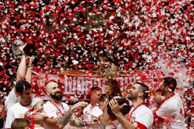 (VIDEO) Slavlje Zvezdine titule se nastavilo i na Malom Kalemegdanu