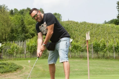 IMAŠ SAMO JEDAN PUT: Nigor snimio pesmu o bezbednosti u saobraćaju