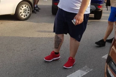 (FOTO) OSUĐIVANI DELIKVENT I FALSIFIKATOR: Evo ko je na čelu blokade puteva u Nišu!