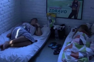 Sloba pevao Kiji: GLEDAJ KAKO PATIM, SVE BIH DAO DA TE VRATIM!