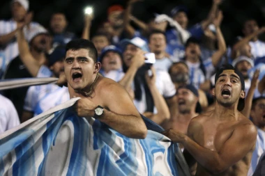 Prostačini iz Argentine zabranjen ulazak na sve stadione u Rusiji!