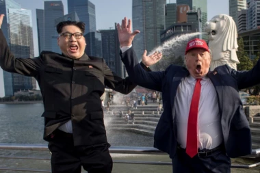 TRAMP vs KIM: KO JE "ZVEKNUO" VIŠE STARLETA?!