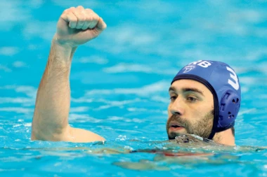 IZ BAZENA NA KLUPU: Gocić i NEVEROVATNA PROMENA