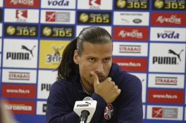 REPUBLIKA.RS NA PLAŽI SA "ORLOVIMA" - Prijović: Lep je Baltik, ali grčko more je najlepše