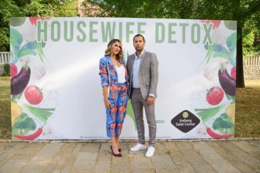 NEĆE DA BUDE BESPOSLENA: Supruga poznatog pevača pokrenula biznis!