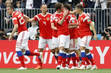 (VIDEO) Gol turnira? ČERIŠEV DEMONSTRIRAO MAGIJU!