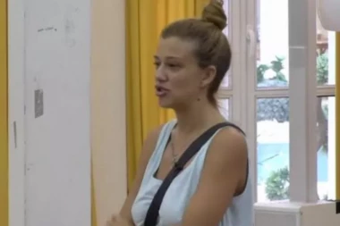 KIJI POZLILO: Kolabirala od stresa, završila u Urgentnom