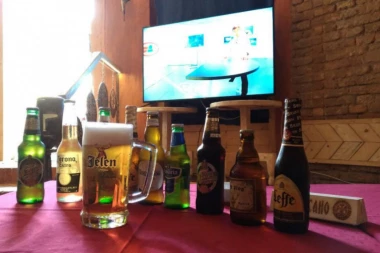 SPEKTAKL KOD DVOGLAVOG ORLA: Srbija - Kostarika uz točeno pivo