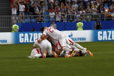 (FOTO) Dokaz da je reprezentacija Srbije PORODICA