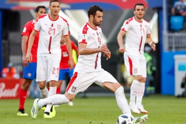 MILIVOJEVIĆ U PROVODU DOK DRUGI GINU ZA SRBIJU: Luki lepše u kafani nego sa "Orlovima"