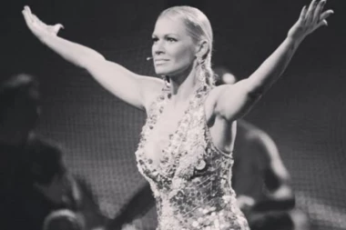 Nata plakala pred publikom!