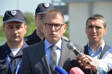 DIREKTOR POLICIJE VLADIMIR REBIĆ POTVRDIO: Bilo je propusta u istrazi prebijanja