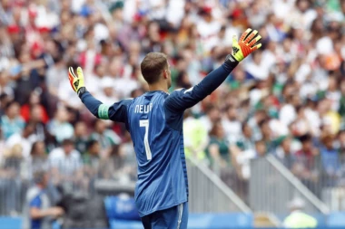 Nojer zbog ljubomore odlazi iz Bajerna? Evo koliku platu traži da bi ostao