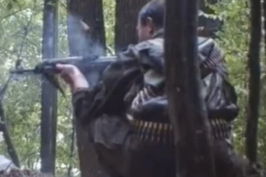 VELJKO GRUJIĆ TRI DANA SA DRVETA GLEDAO KLANJE SRBA!