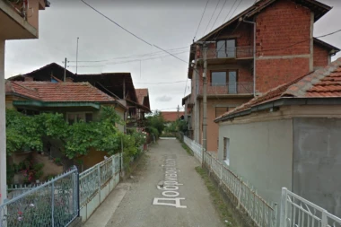 HOROR U NIŠU: Bačena ručna bomba na kuću!