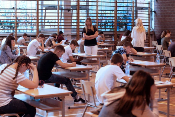 U pripremi je NOVI MODEL polaganja male mature: Ministar Šarčević otkriva koje to promene podrazumeva!