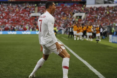 Ronaldo: Gol i tri boda, osećaj je prelep!