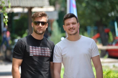 Leksington u nastavku akcije Radija S "Zvezde pevaju zvezde 3"