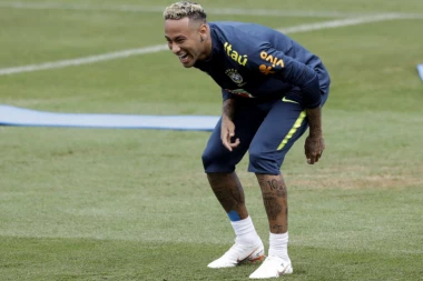 Brazilci se smirili, NEJMAR OPET NA TRENINGU!