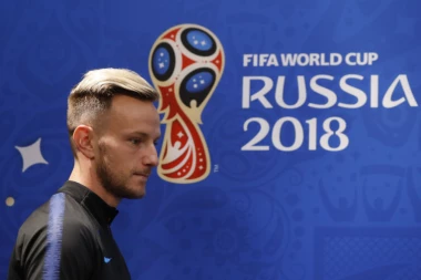Švajcarska: Rakitić sa "fašisto-rokerom" Tompsonom
