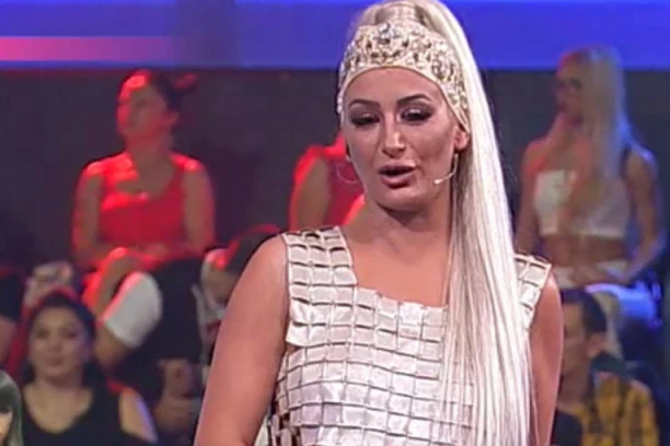 (VIDEO) MUK U STUDIJU: Dušica Jakovljević preplašila sve šok priznanjem: Voditeljka ostala bez teksta!