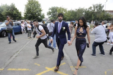 Jelisaveta u "odbrani" otkrila gde će Teo!