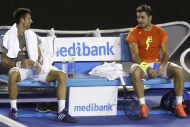 (FOTO) ĐOKOVIĆ OCRNIO VAVRINKU: Švajcarcu neće biti dobro posle Noletovih reči!