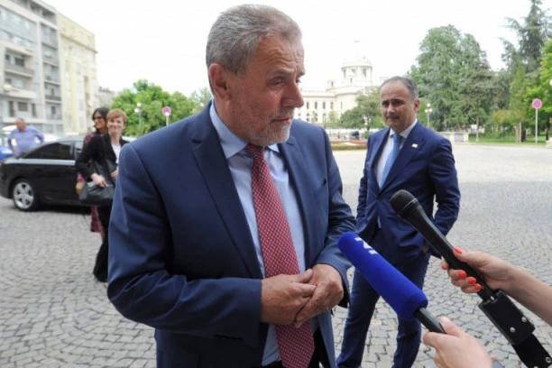 OVAKO JE GOVORIO MILAN BANDIĆ: Srbi nose istinu traktorčića iz Knina za Beograd