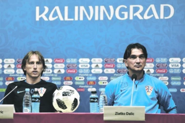 HRVATI BESNE ZBOG ĆIRILICE