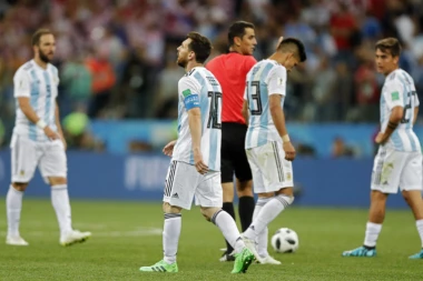 ARGENTINA U DEPRESIJI POSLE PORAZA: Sampaoli moli navijače za oproštaj