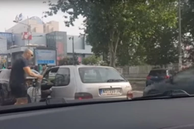 Haos na ulicama Ciriha zbog zastave tkz. Kosova: TUČA SRBA I ALBANACA