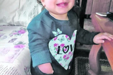 NIJE TAČNO DA SAM ODBIO DETE BEZ RUKE: Oglasio se vlasnik igraonice u Kraljevu zbog diskriminacije devojčice