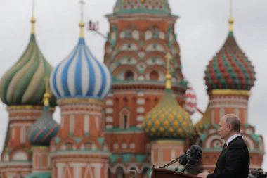 OŠTAR ODGOVOR: RUSIJA IZBACUJE DOLAR?!